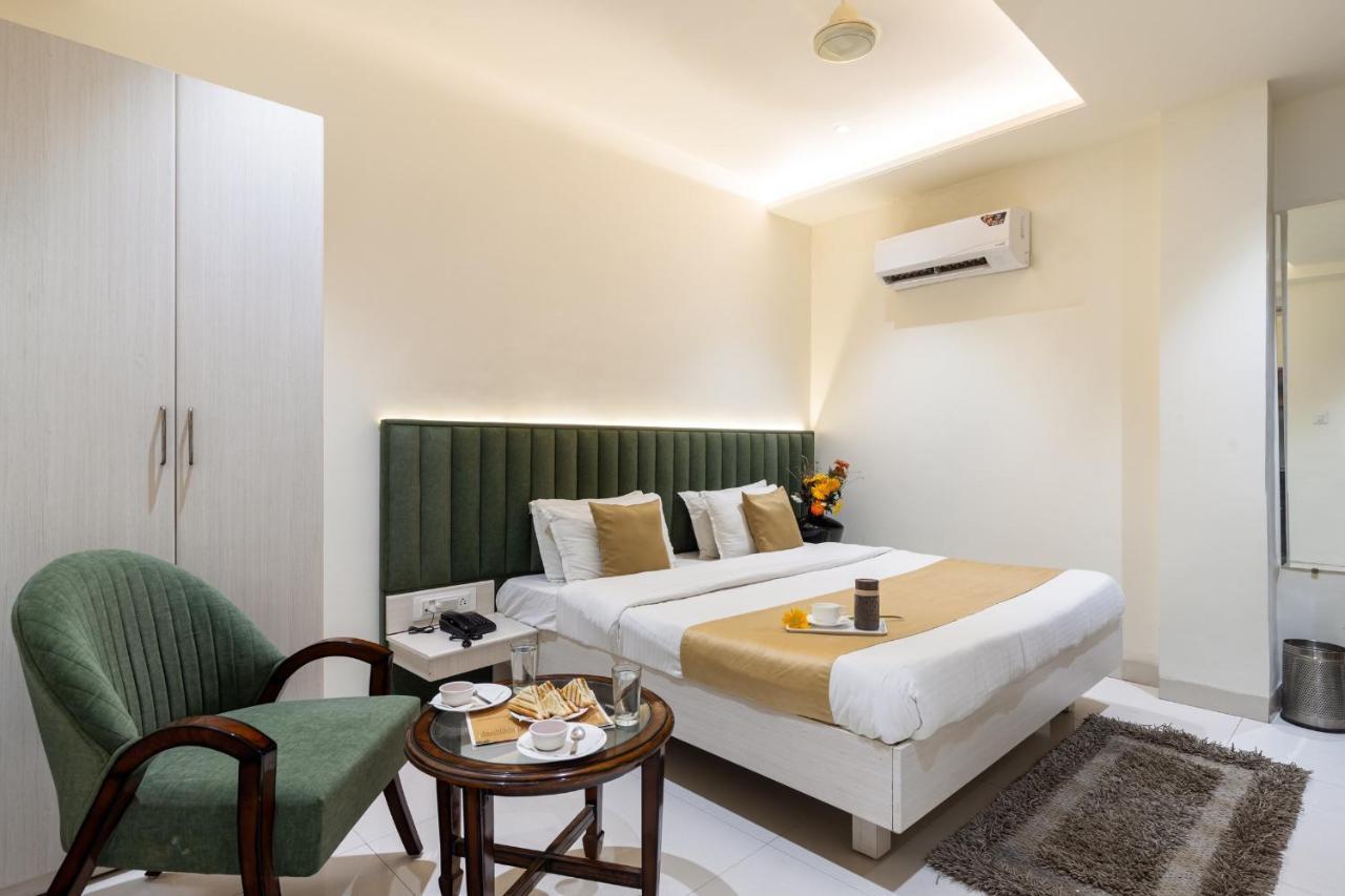 Hotel Morya Meghdoot, Bhopal Exterior photo